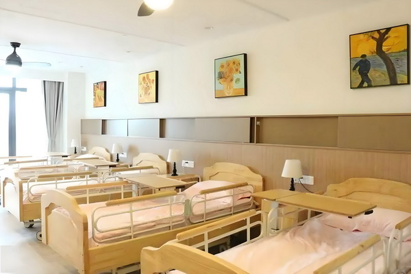 深圳落户要求_电影《南京照相馆》票房破4亿 媒体的社会化平台知识领先
